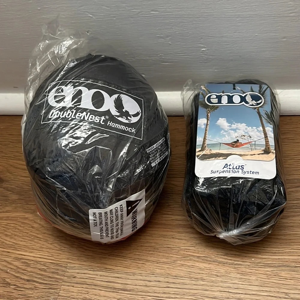 NEW - Eno DoubleNest Hammock and Suspension Straps - Red/Charcoal - Picture 3 of 10